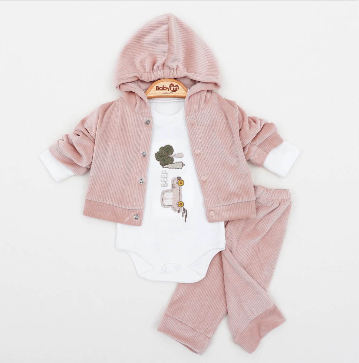 ARABALI KAPÜŞONLU 3 LÜ KADİFE BEBE TAKIM 2443