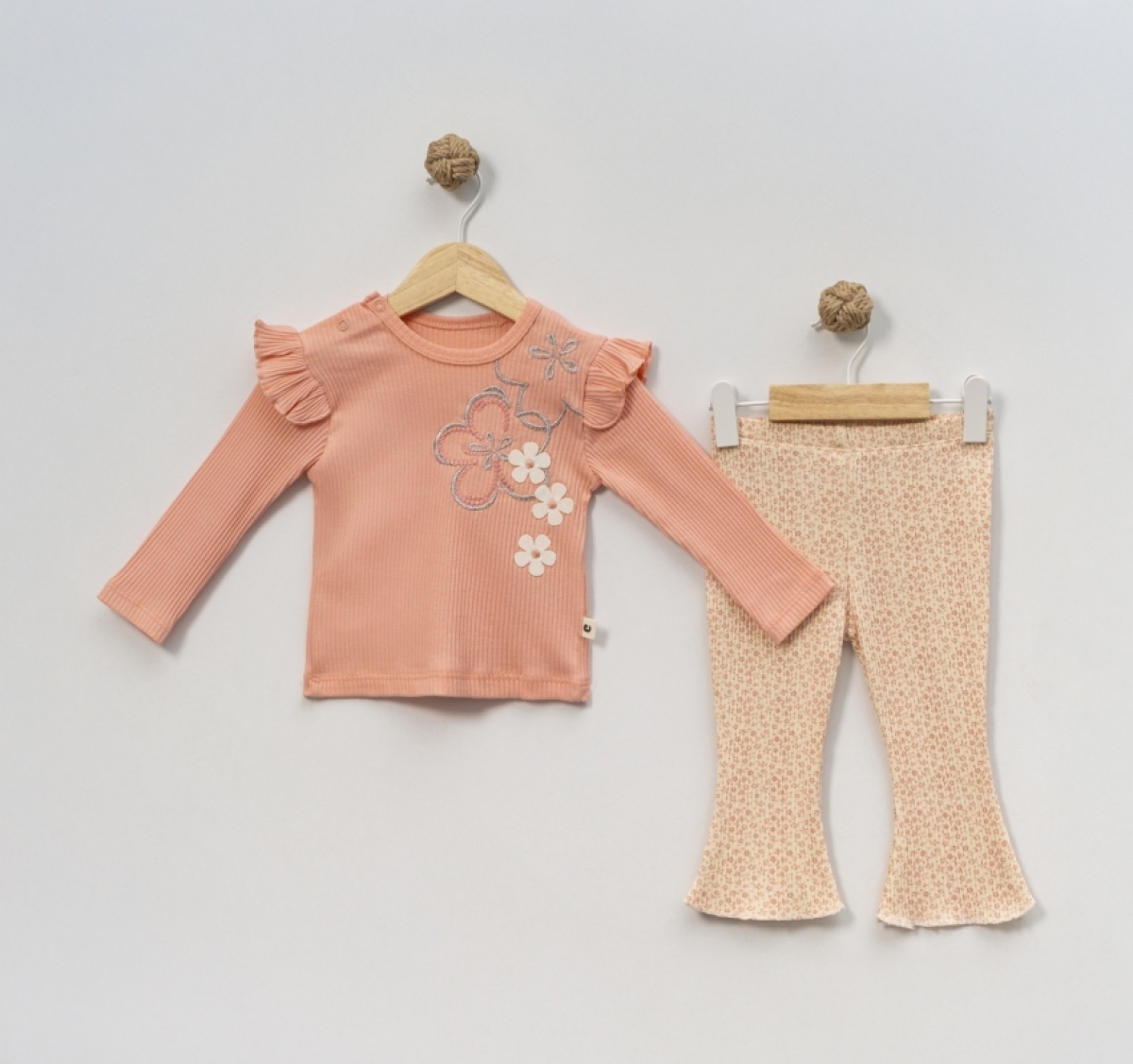 ÇİÇEK NAKIŞLI FIRFIR DETAYLI BEBE KIZ TAKIM 1347