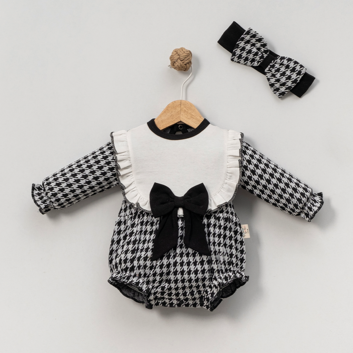 FİYONK DETAYLI KAY AYAĞI KIZ BEBE ROMPER 8031