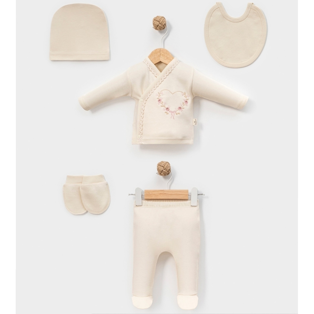 KALP NAKIŞLI KIZ BEBE 5 Lİ ZIBIN SET 2105