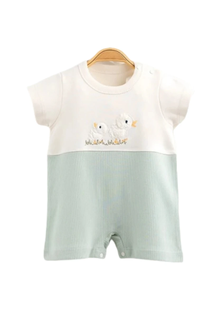 ÖRDEK NAKIŞLI ERKEK BEBE KISA TULUM 7007