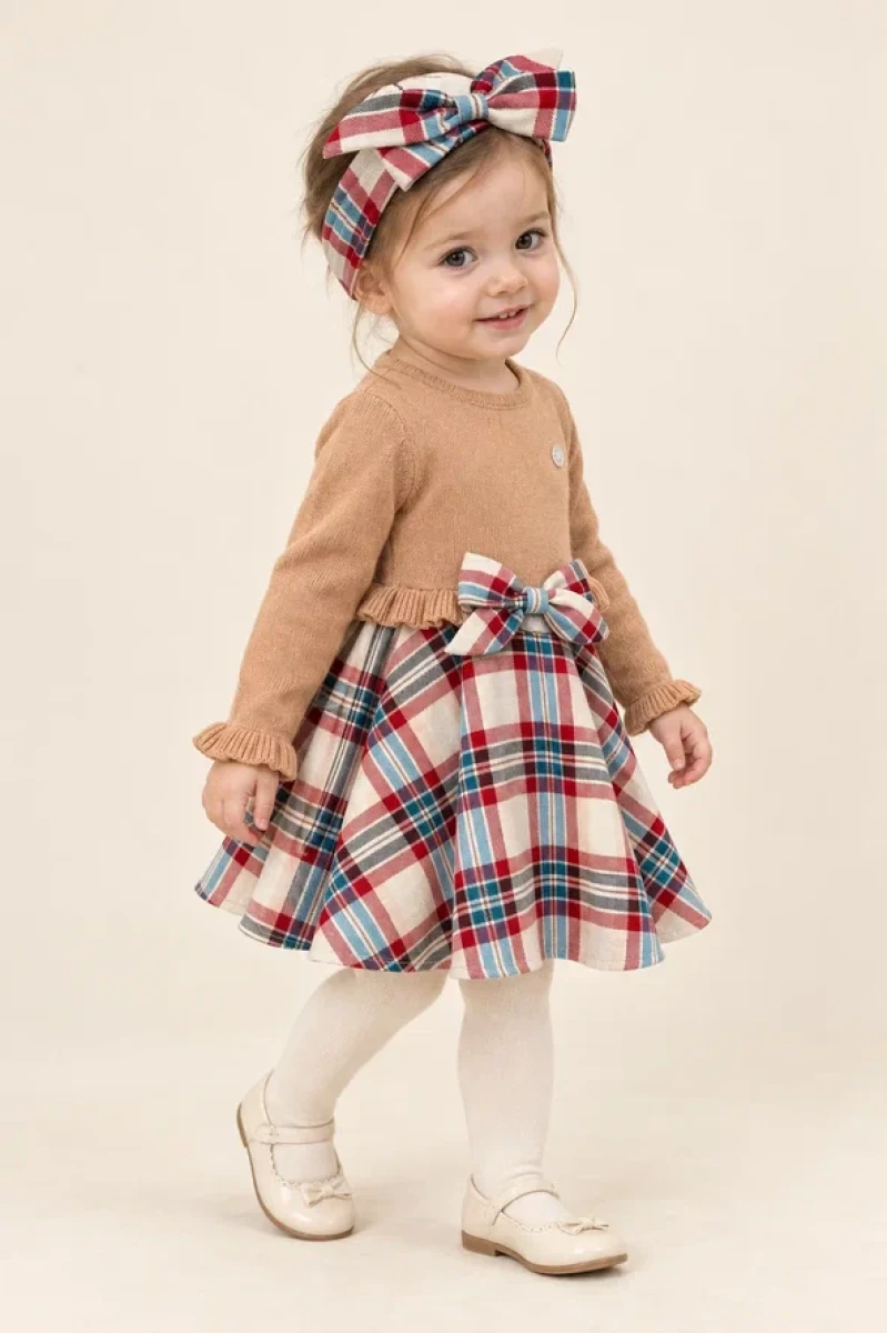 TRİKO EKOSE VOLANLI KIZ BEBE ELBİSE 6557