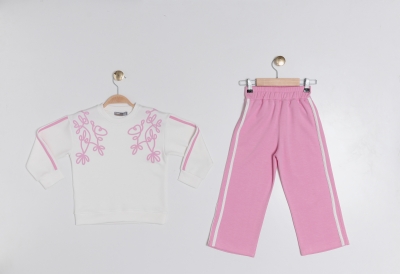 PEMBE